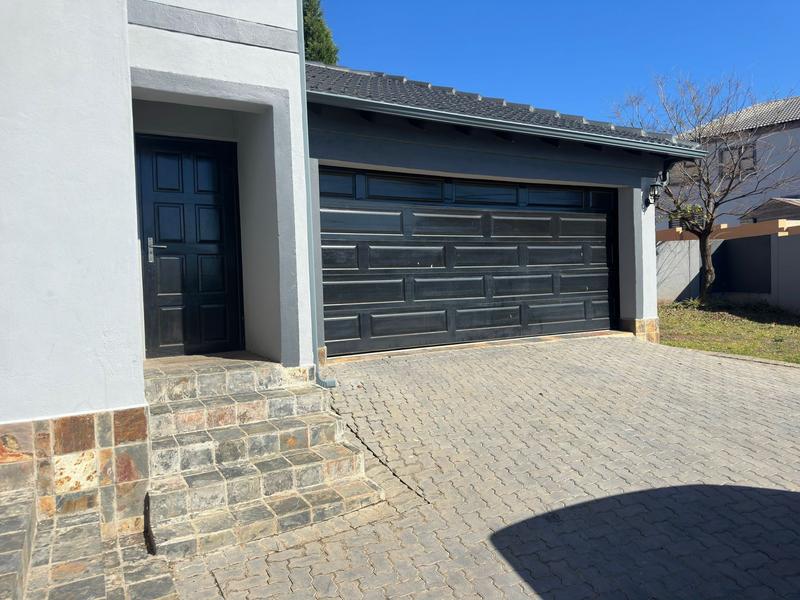 3 Bedroom Property for Sale in Thatchfield Gauteng
