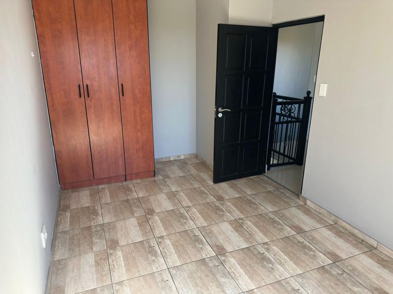 3 Bedroom Property for Sale in Thatchfield Gauteng
