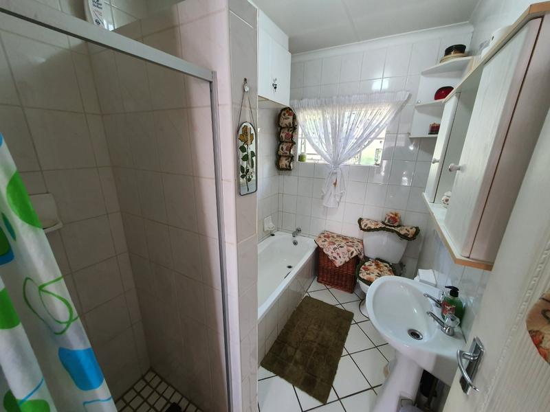 3 Bedroom Property for Sale in Annlin Gauteng