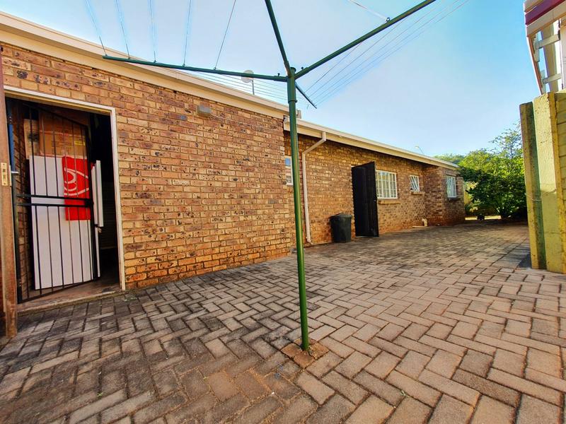 3 Bedroom Property for Sale in Annlin Gauteng