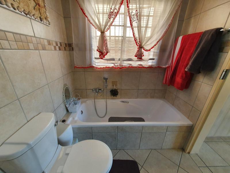 0 Bedroom Property for Sale in Annlin Gauteng