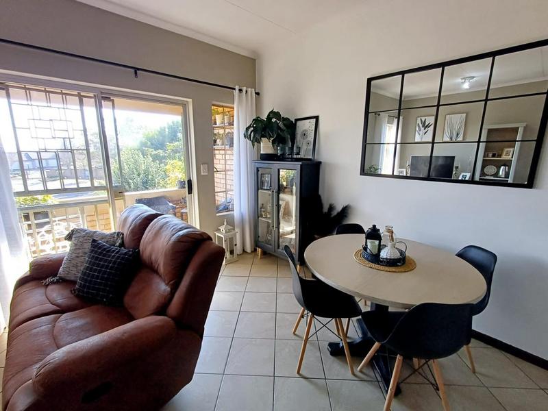 To Let 2 Bedroom Property for Rent in Mooikloof Ridge Gauteng