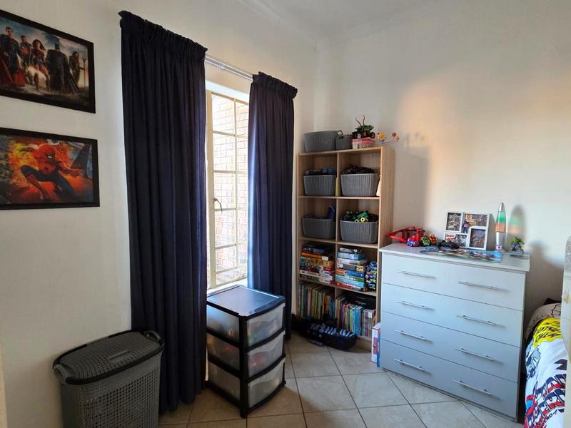 To Let 2 Bedroom Property for Rent in Mooikloof Ridge Gauteng