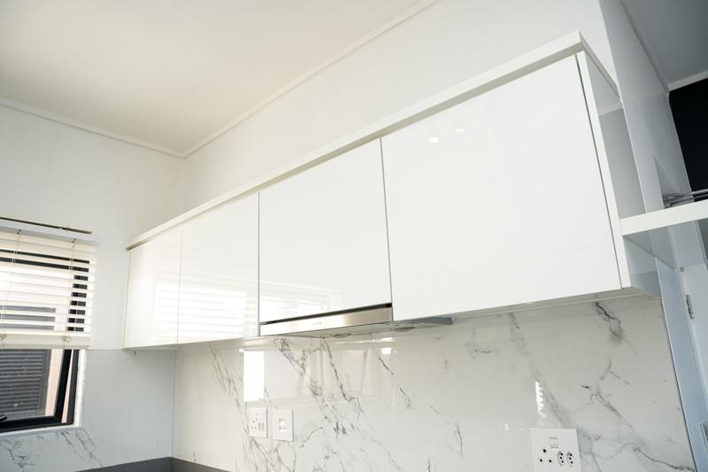 To Let 2 Bedroom Property for Rent in Waterfall Gauteng
