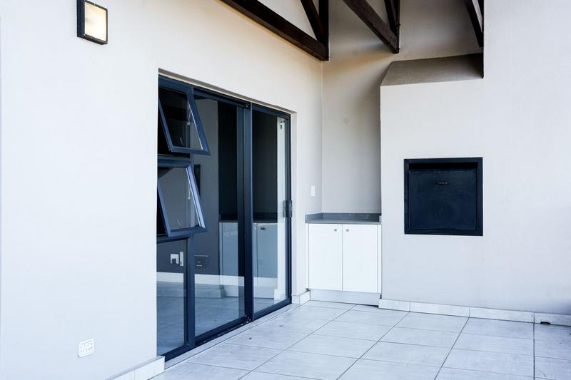 To Let 2 Bedroom Property for Rent in Waterfall Gauteng