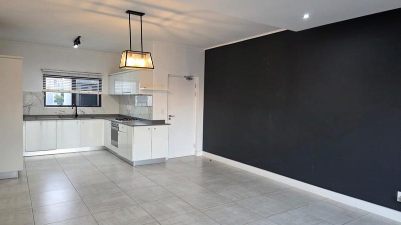 To Let 2 Bedroom Property for Rent in Waterfall Gauteng