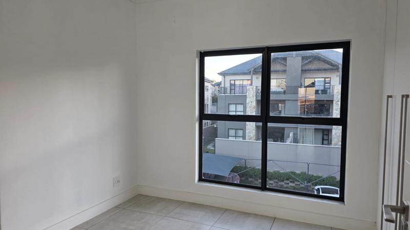 To Let 2 Bedroom Property for Rent in Waterfall Gauteng