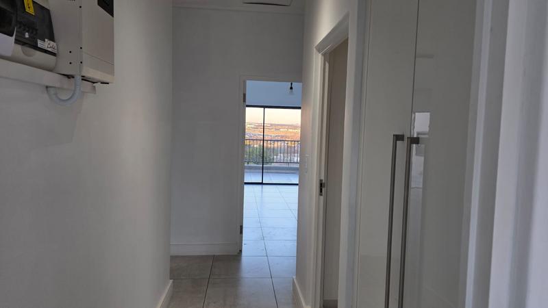 To Let 2 Bedroom Property for Rent in Waterfall Gauteng