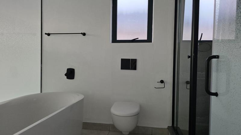 To Let 2 Bedroom Property for Rent in Waterfall Gauteng