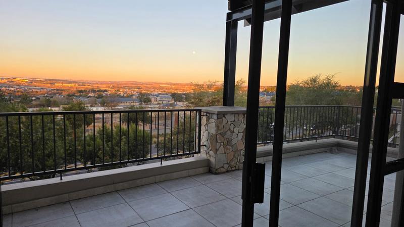 To Let 2 Bedroom Property for Rent in Waterfall Gauteng
