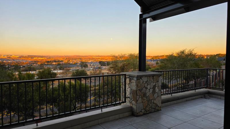 To Let 2 Bedroom Property for Rent in Waterfall Gauteng