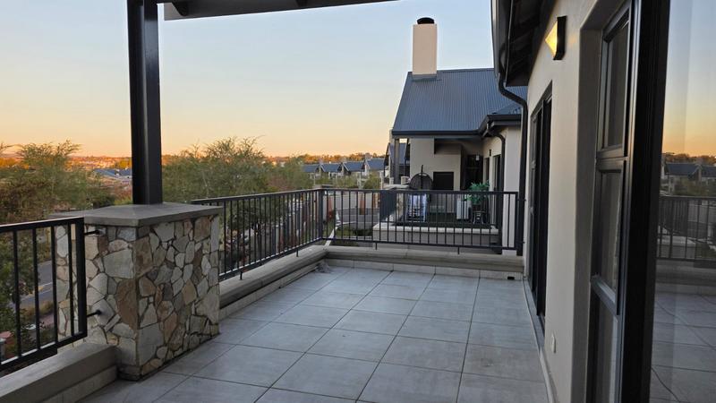 To Let 2 Bedroom Property for Rent in Waterfall Gauteng