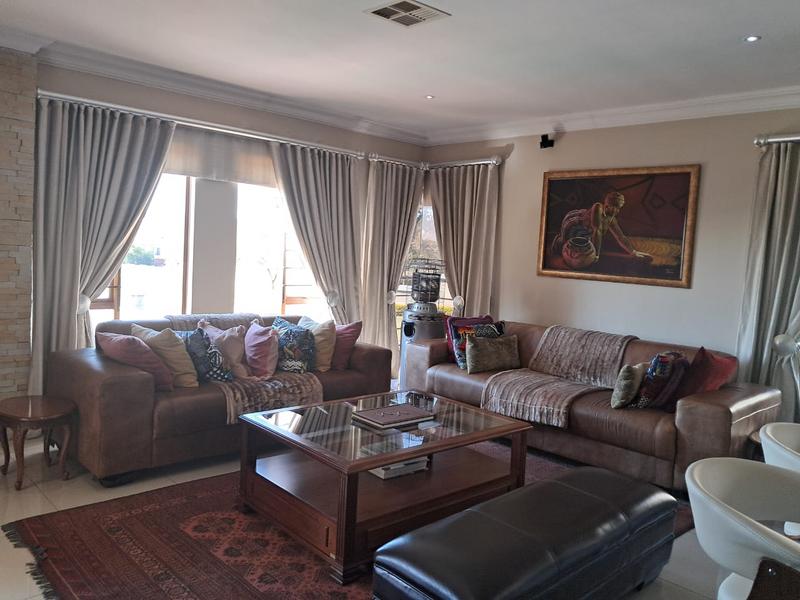 4 Bedroom Property for Sale in Blue Valley Golf Estate Gauteng