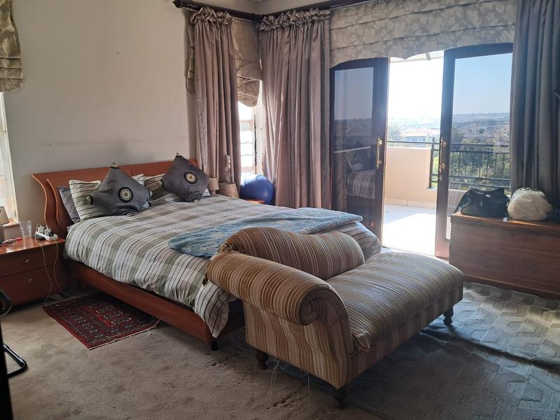4 Bedroom Property for Sale in Blue Valley Golf Estate Gauteng