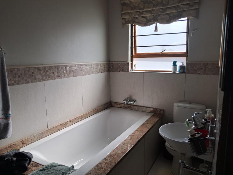 4 Bedroom Property for Sale in Blue Valley Golf Estate Gauteng
