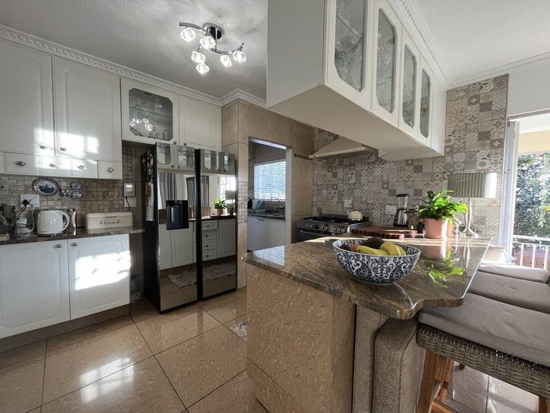 To Let 4 Bedroom Property for Rent in Waterkloof Ridge Gauteng