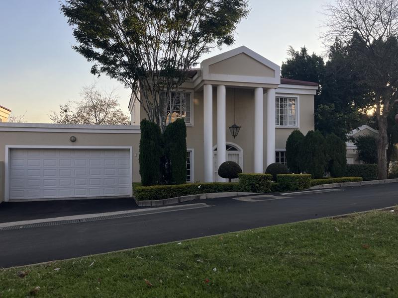 To Let 4 Bedroom Property for Rent in Waterkloof Ridge Gauteng