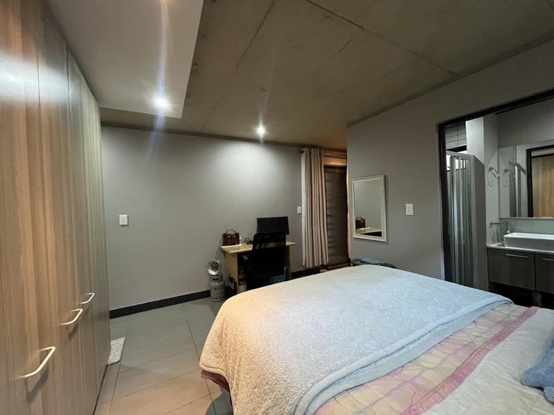 1 Bedroom Property for Sale in Menlo Park Gauteng