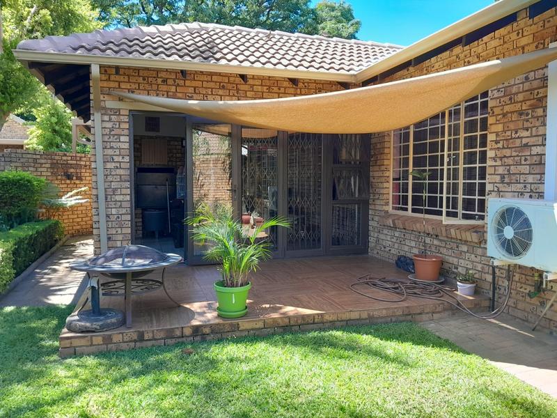 3 Bedroom Property for Sale in Annlin Gauteng