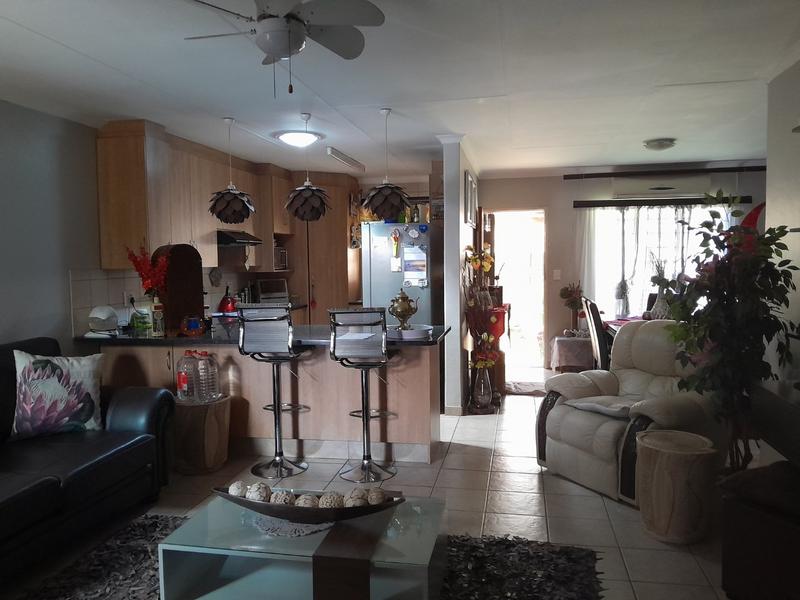 3 Bedroom Property for Sale in Annlin Gauteng