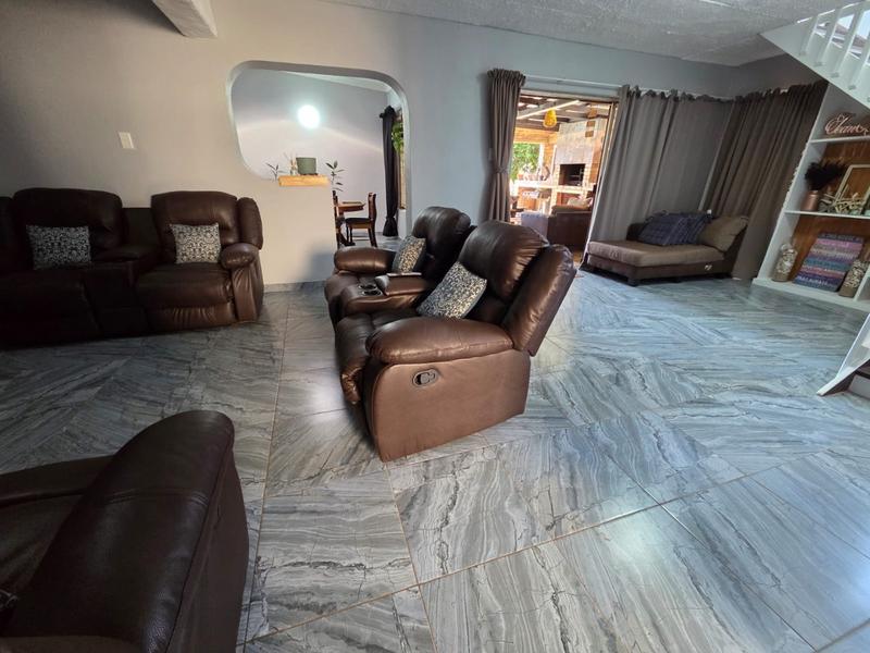 3 Bedroom Property for Sale in Sinoville Gauteng