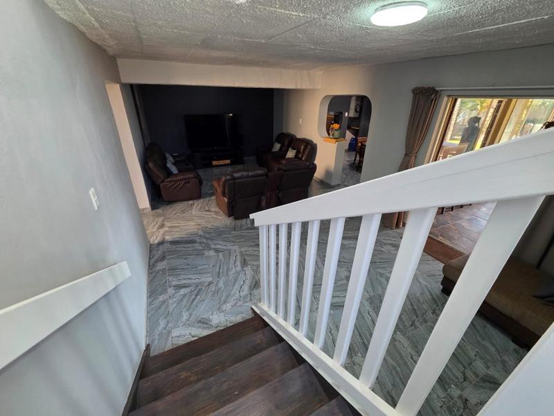 3 Bedroom Property for Sale in Sinoville Gauteng