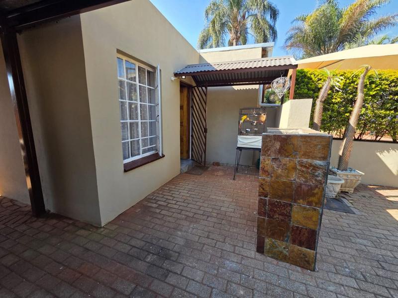 3 Bedroom Property for Sale in Sinoville Gauteng
