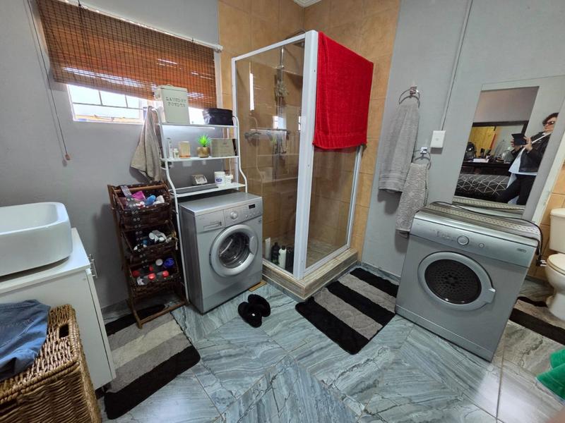 3 Bedroom Property for Sale in Sinoville Gauteng