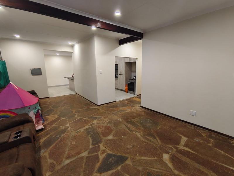 4 Bedroom Property for Sale in Sinoville Gauteng