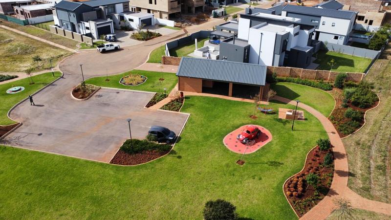 5 Bedroom Property for Sale in Midstream Heights Gauteng