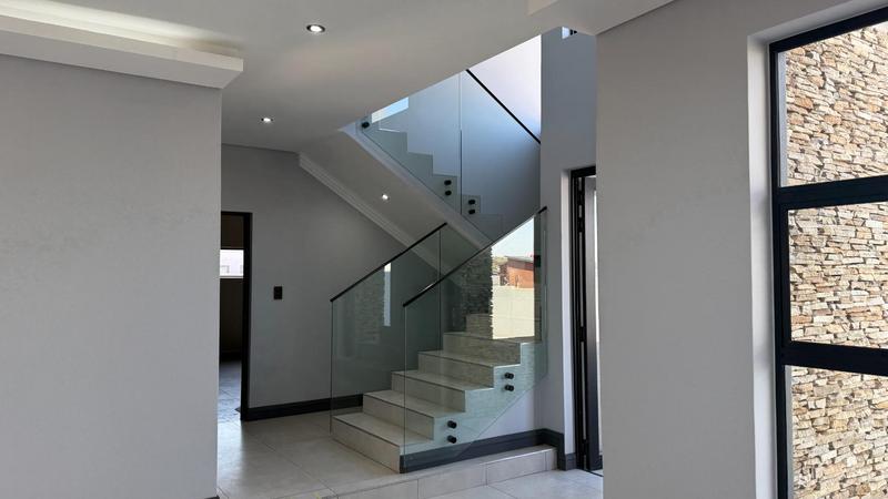4 Bedroom Property for Sale in Fountainbrook Estate Gauteng