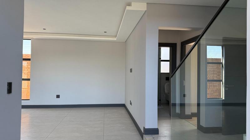 4 Bedroom Property for Sale in Fountainbrook Estate Gauteng