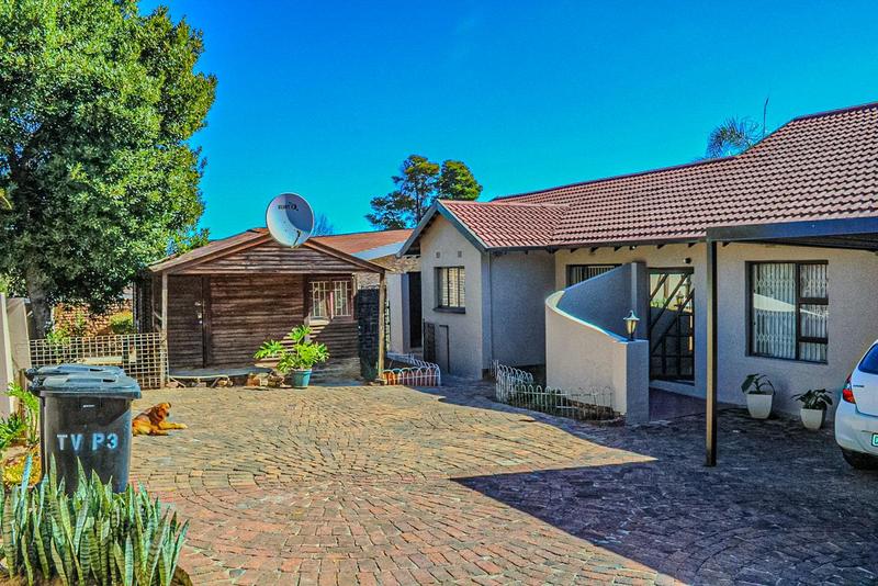 3 Bedroom Property for Sale in Norkem Park Gauteng