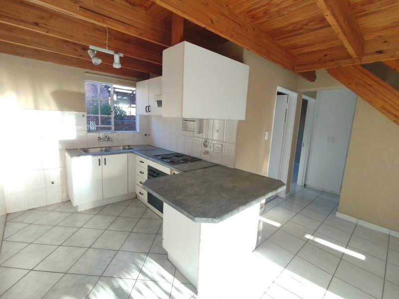 To Let 2 Bedroom Property for Rent in Weltevreden Park Gauteng