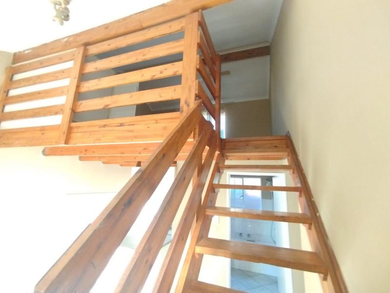 To Let 2 Bedroom Property for Rent in Weltevreden Park Gauteng