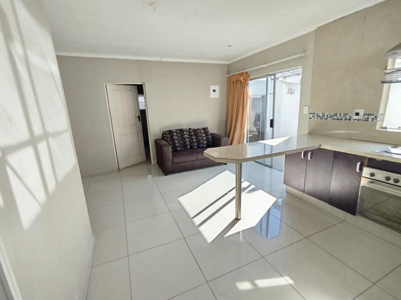 To Let 1 Bedroom Property for Rent in Wendywood Gauteng