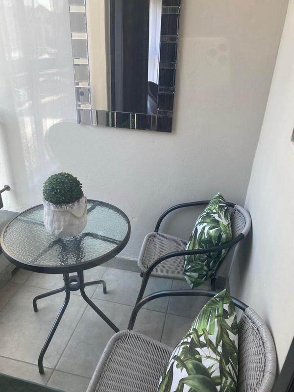 To Let 2 Bedroom Property for Rent in Waterfall Gauteng