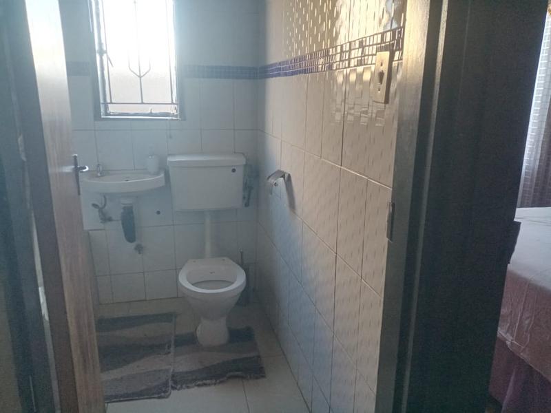 2 Bedroom Property for Sale in Palm Ridge Gauteng