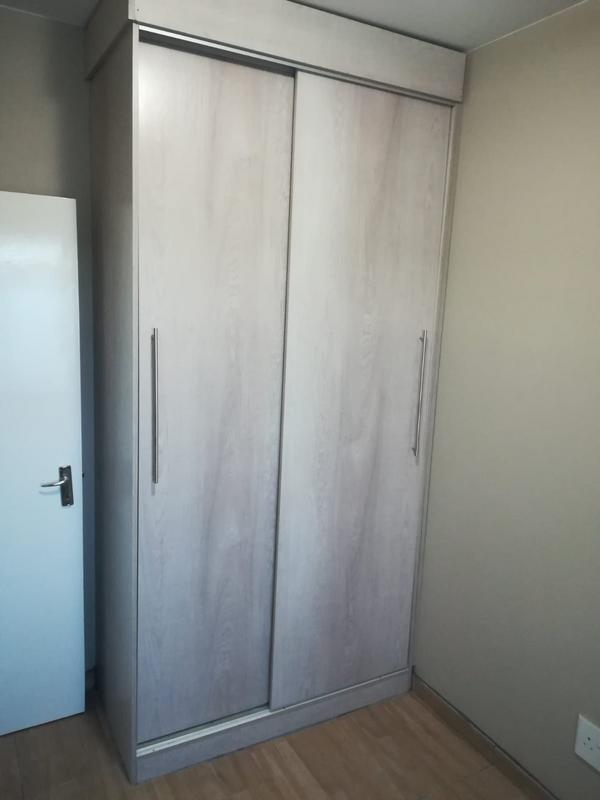 To Let 2 Bedroom Property for Rent in Fleurhof Gauteng