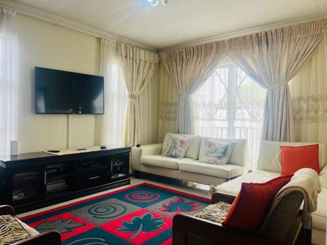 3 Bedroom Property for Sale in Goudrand Gauteng