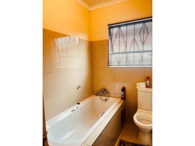 3 Bedroom Property for Sale in Goudrand Gauteng