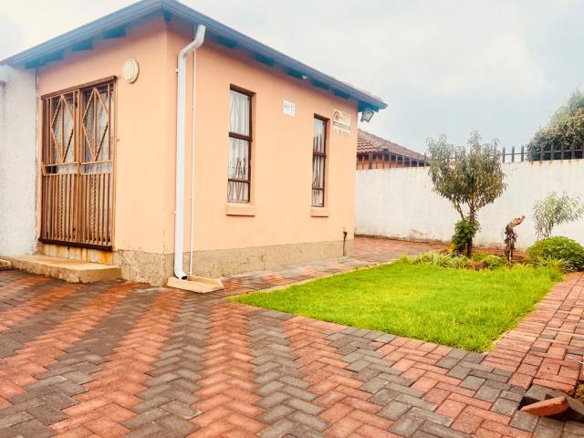 3 Bedroom Property for Sale in Goudrand Gauteng