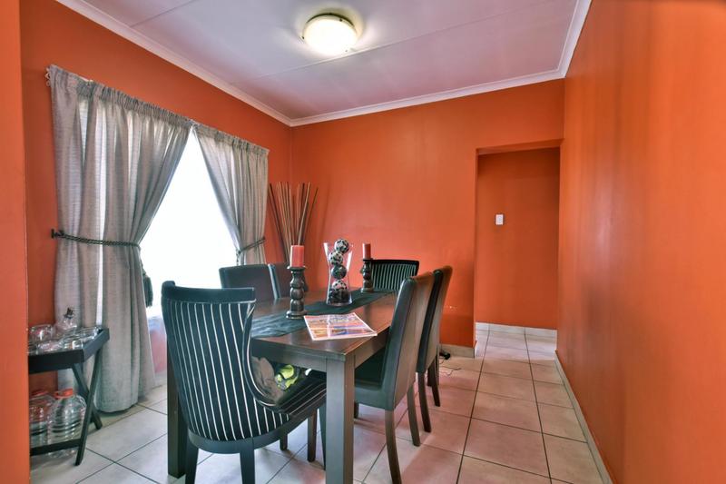2 Bedroom Property for Sale in Meredale Gauteng