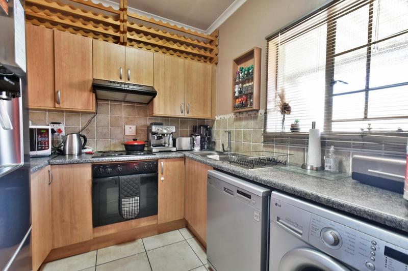 2 Bedroom Property for Sale in Meredale Gauteng