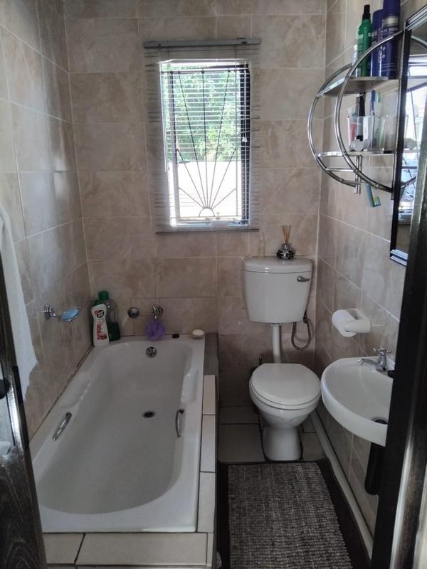 2 Bedroom Property for Sale in Soshanguve GG Gauteng