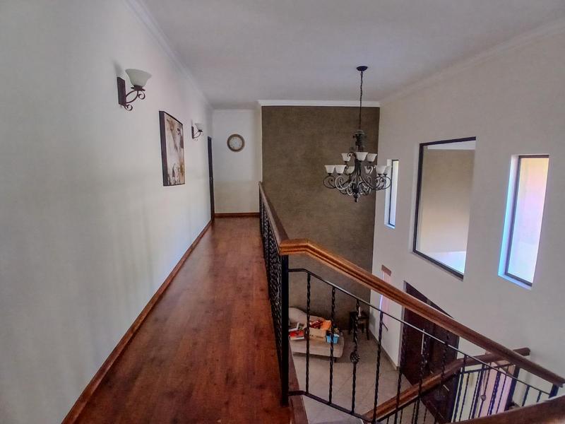 4 Bedroom Property for Sale in Ruimsig Gauteng