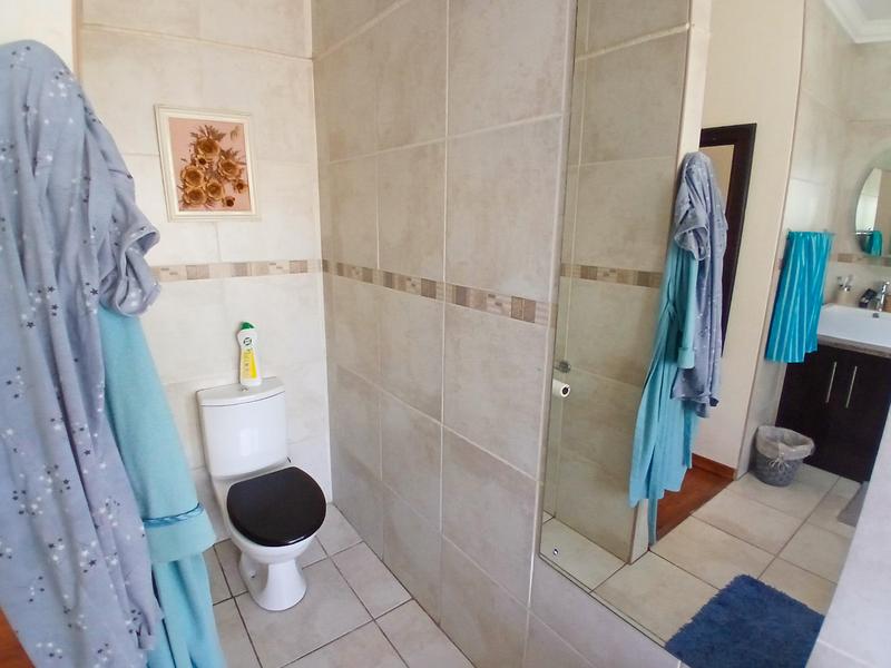4 Bedroom Property for Sale in Ruimsig Gauteng
