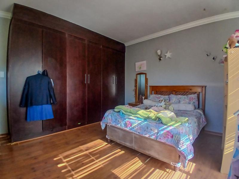 4 Bedroom Property for Sale in Ruimsig Gauteng