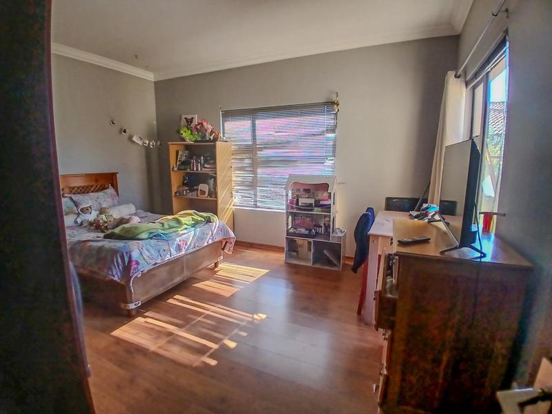 4 Bedroom Property for Sale in Ruimsig Gauteng