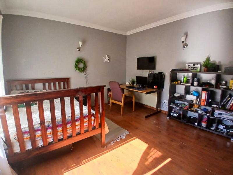 4 Bedroom Property for Sale in Ruimsig Gauteng